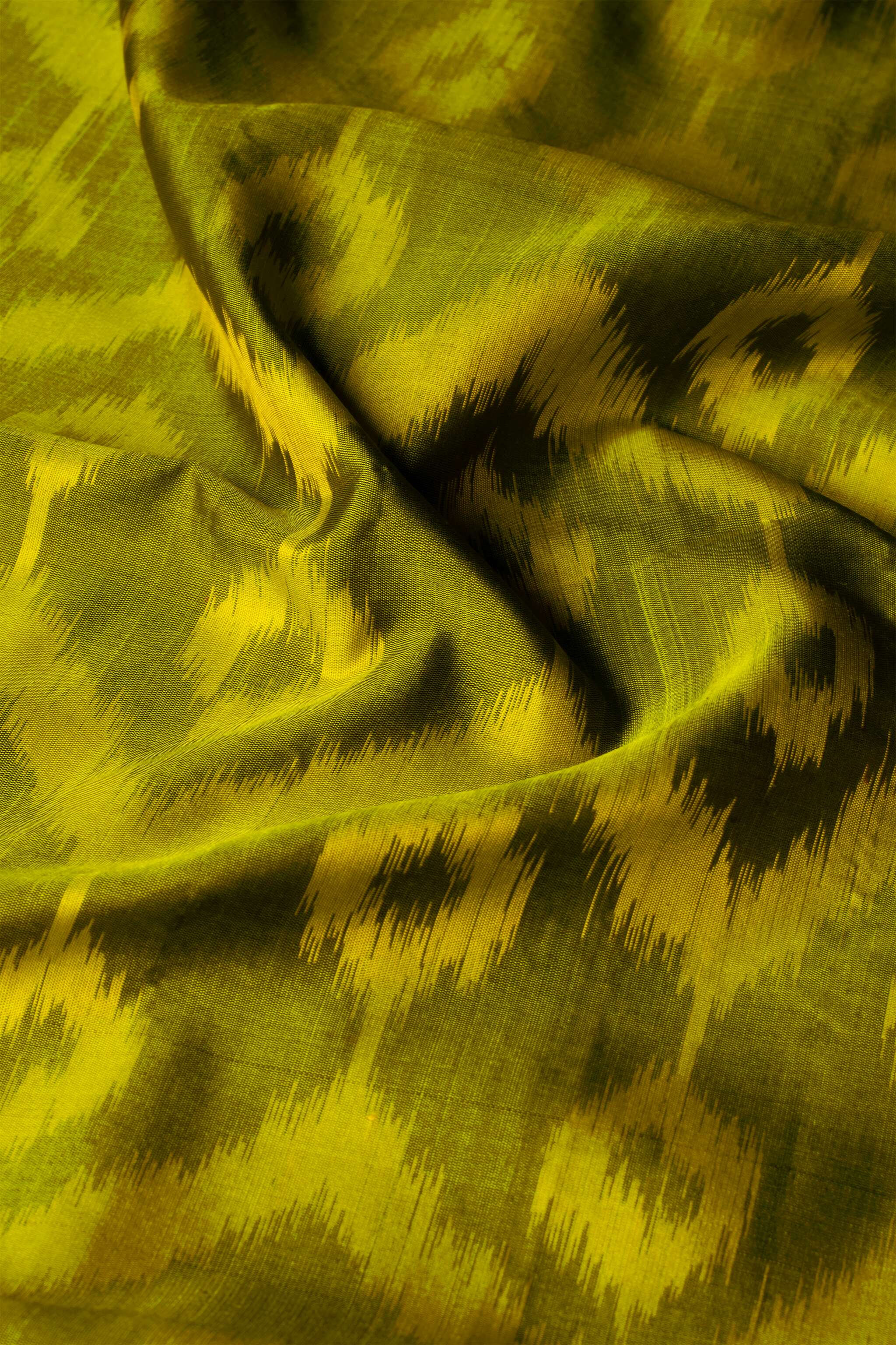 'Harini' Green and Pink Double Warp Ikat Silk Saree