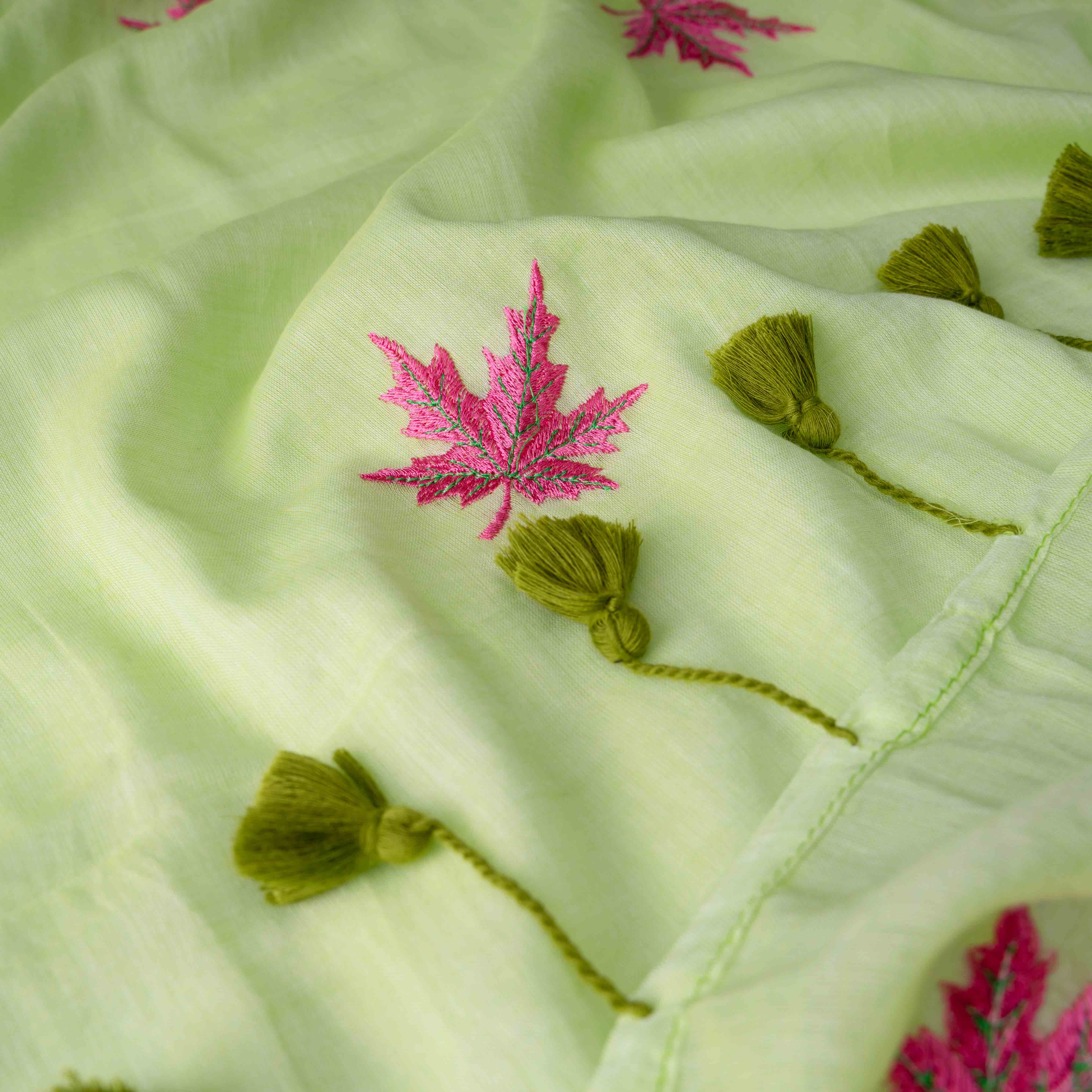 Featherlight Mul Cotton Saree with Thread Leaf Work in Pistaschio Green
