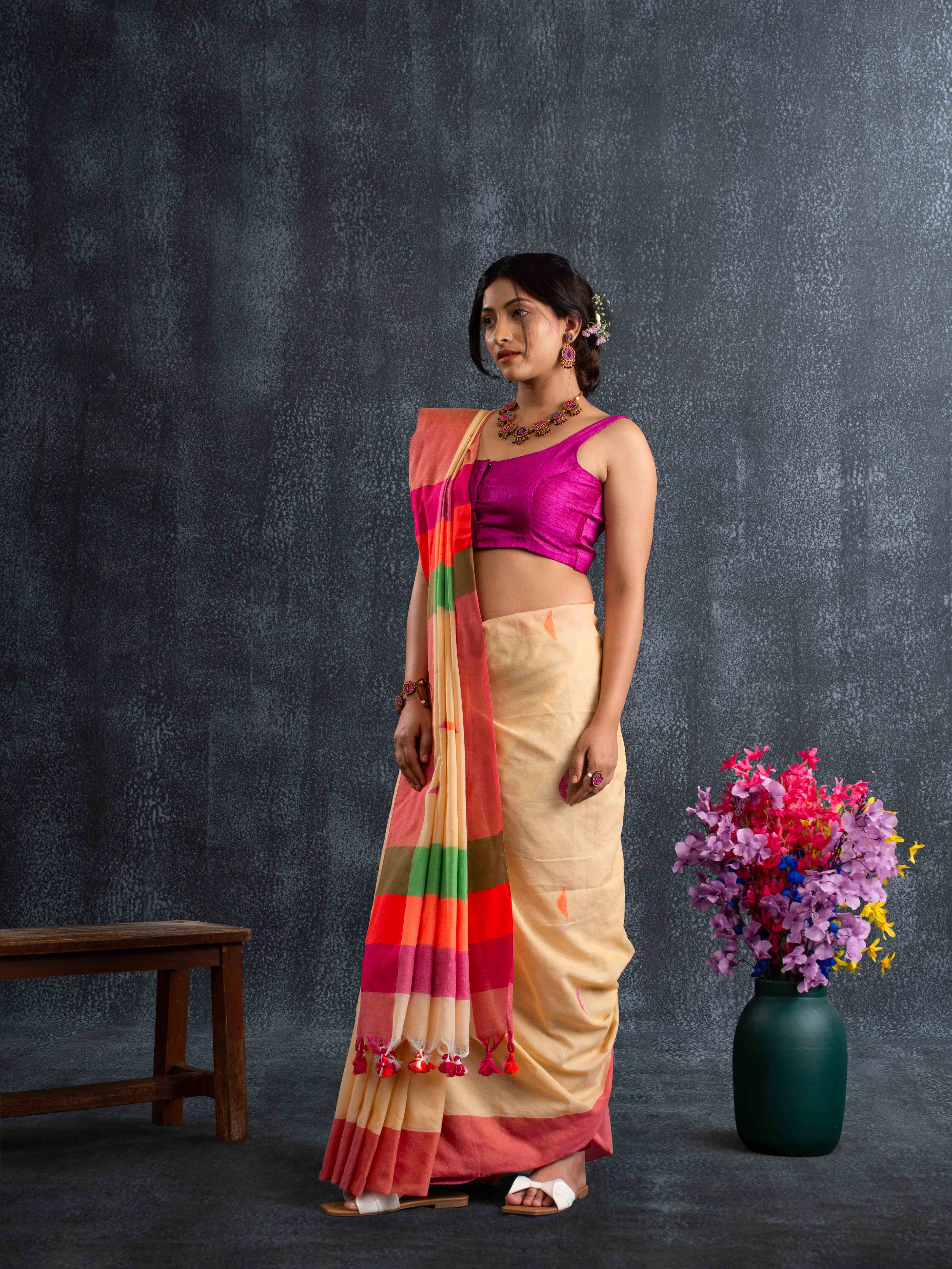 Cloud-like Soft Cotton Saree with Threaded Butis in Beige & Rust
