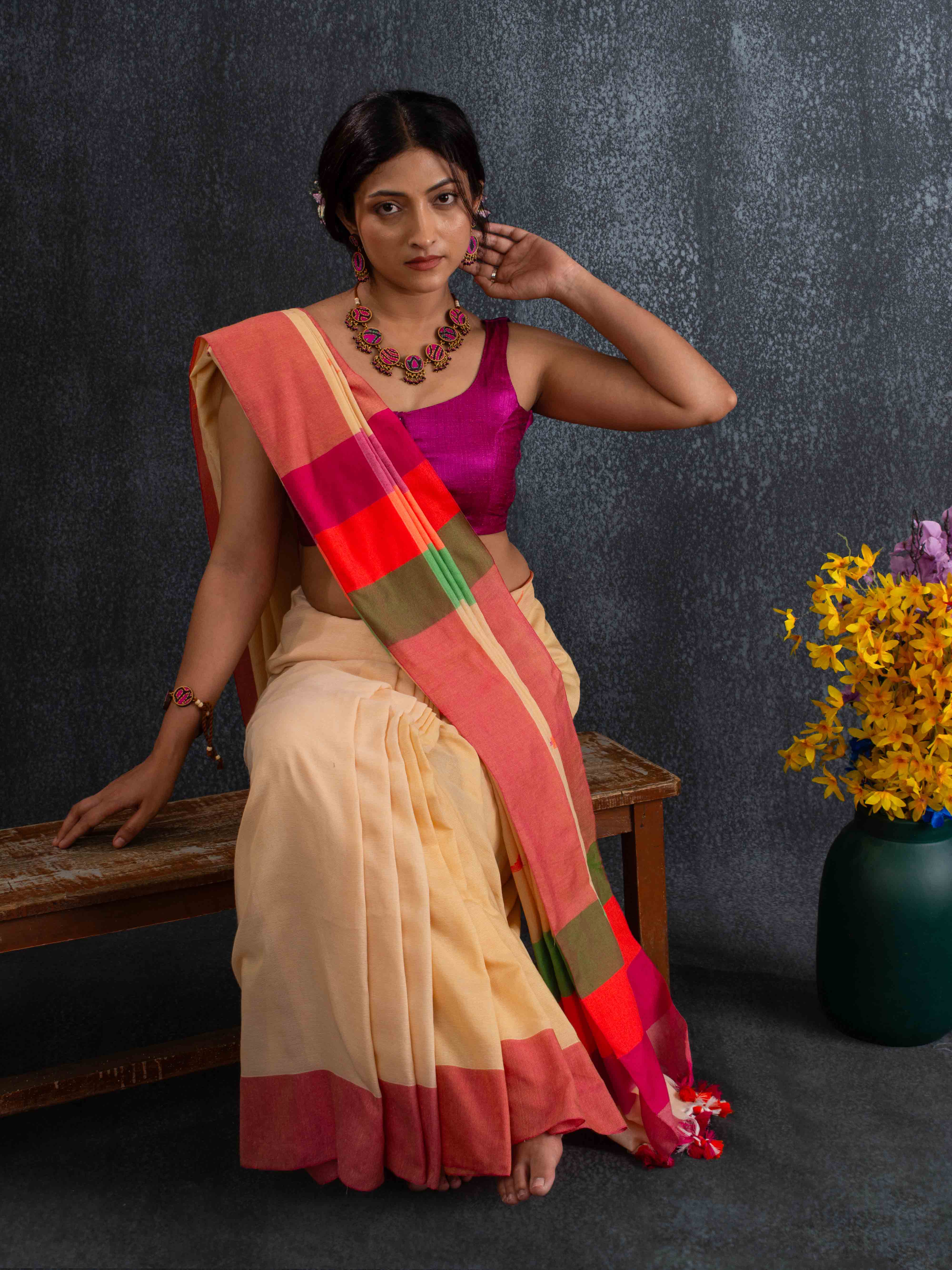 Cloud-like Soft Cotton Saree with Threaded Butis in Beige & Rust
