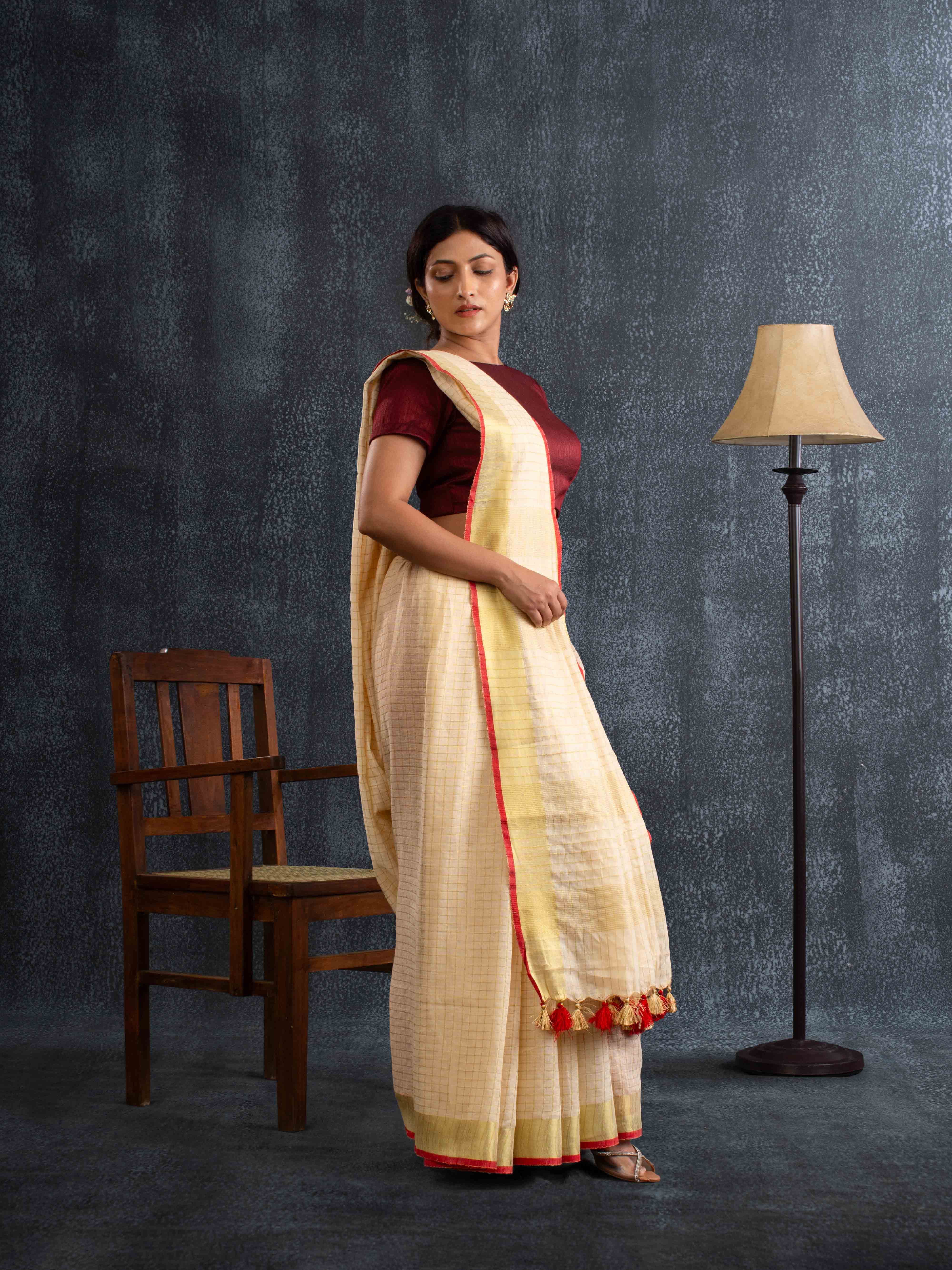 Cloud-like Self-Weave Textured Linen Saree in Cream with Gold Border