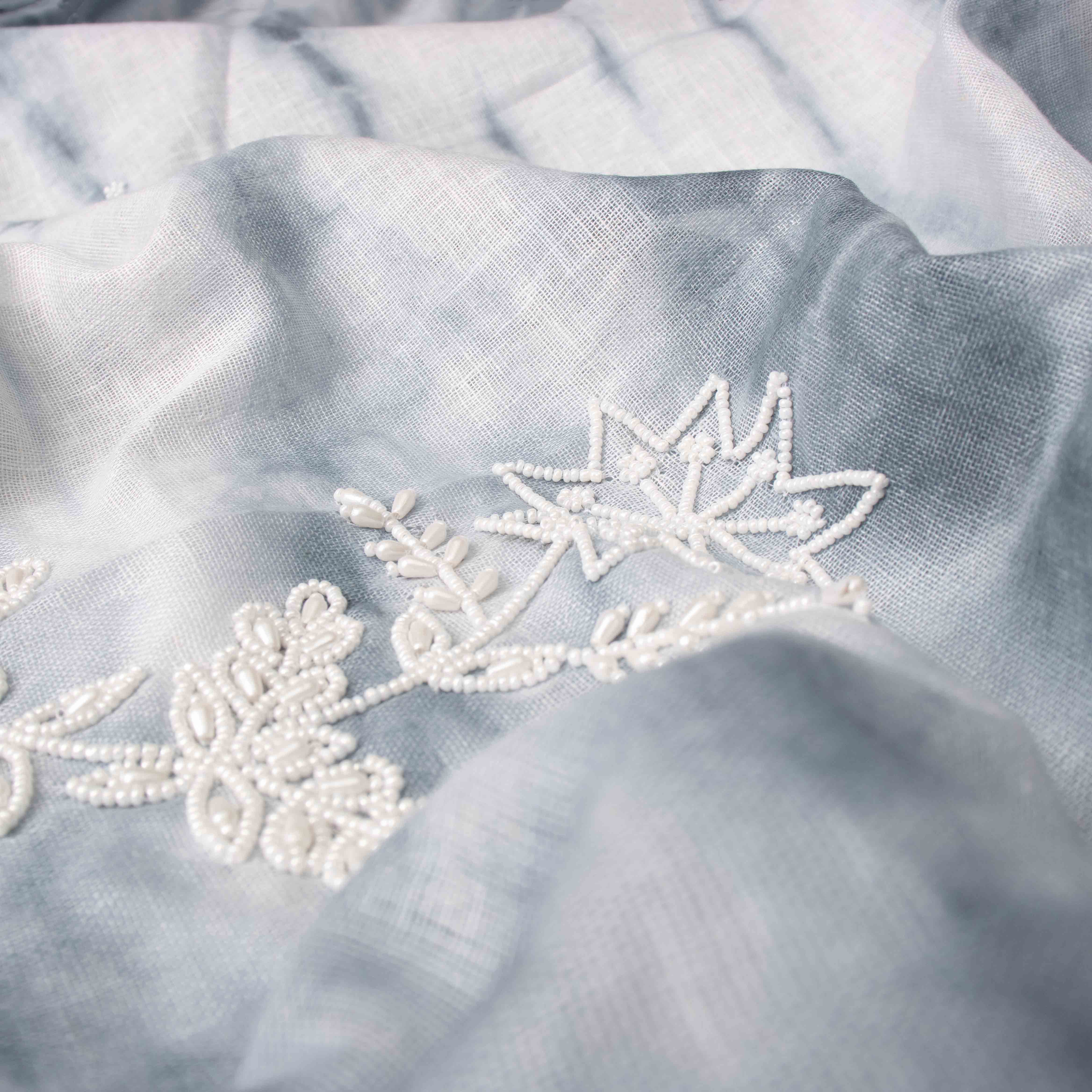 Plush 100% Pure Linen Saree in Misty Grey with Delicate Floral Motifs