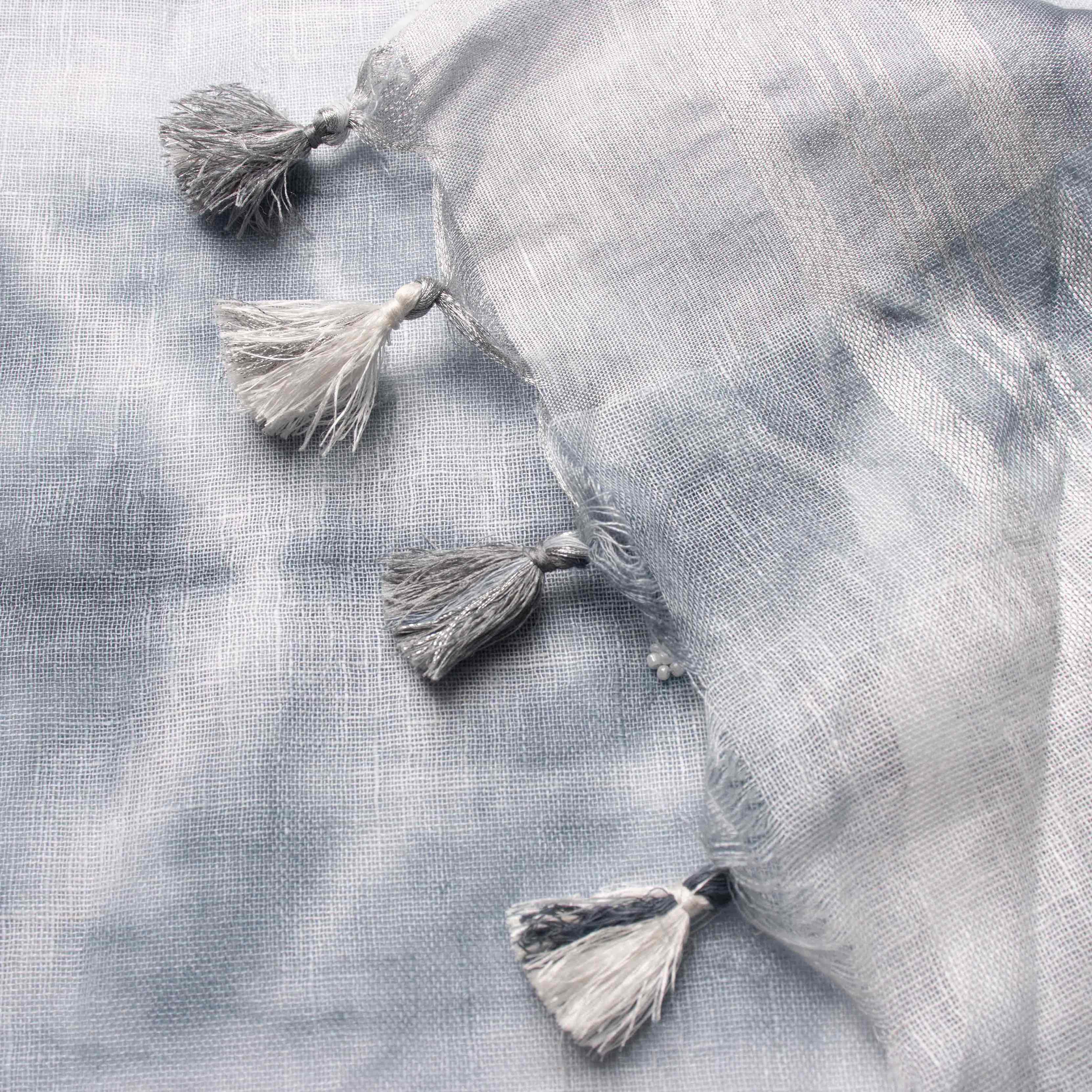 Plush 100% Pure Linen Saree in Misty Grey with Delicate Floral Motifs