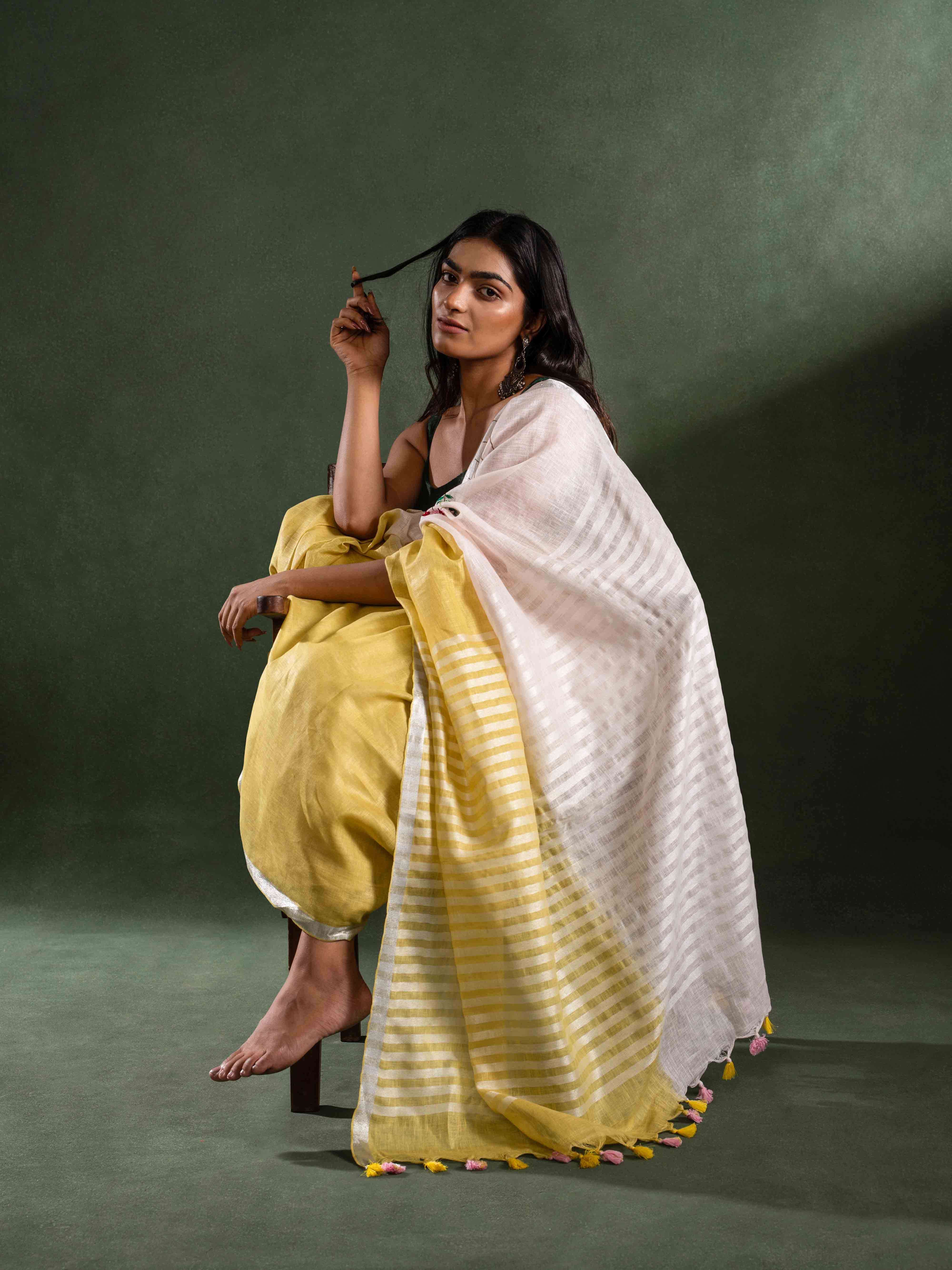 Cloud-soft Pure Linen Saree in Sunshine Yellow & Off White