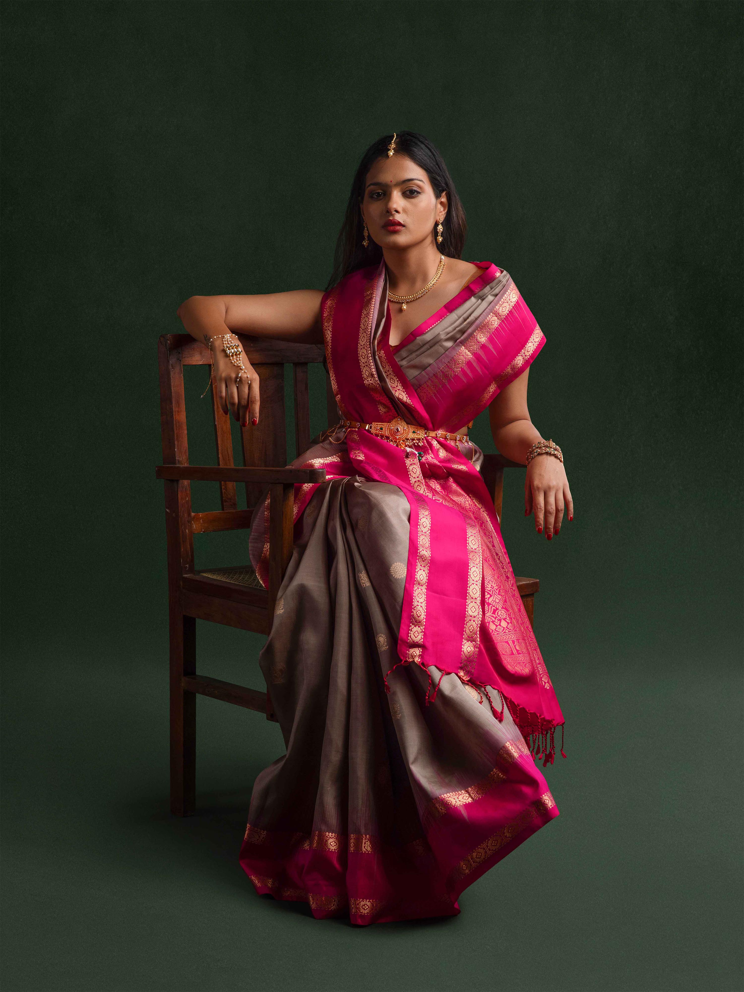 Kanjeevaram Soft Silk Saree in Gunmetal & Magenta