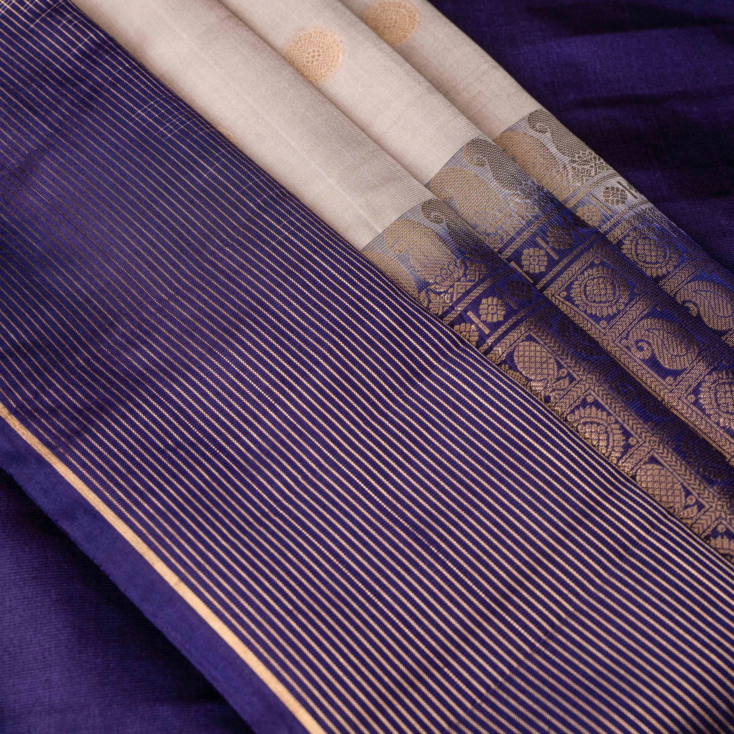 Kanjeevaram Handloom Soft Silk Saree in Champagne & Deep Violet