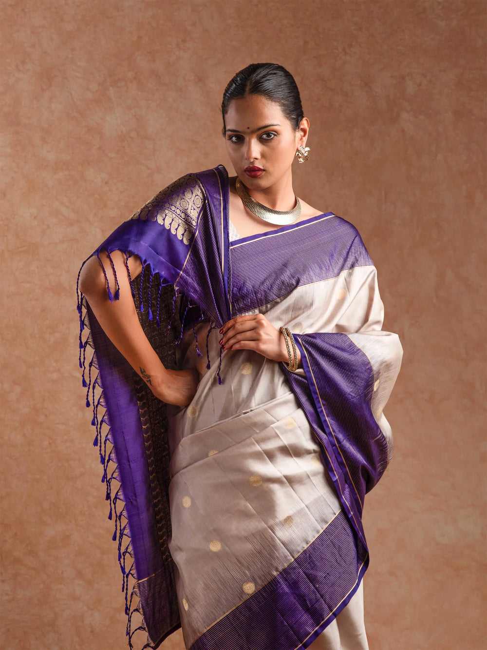 Kanjeevaram Handloom Soft Silk Saree in Champagne & Deep Violet