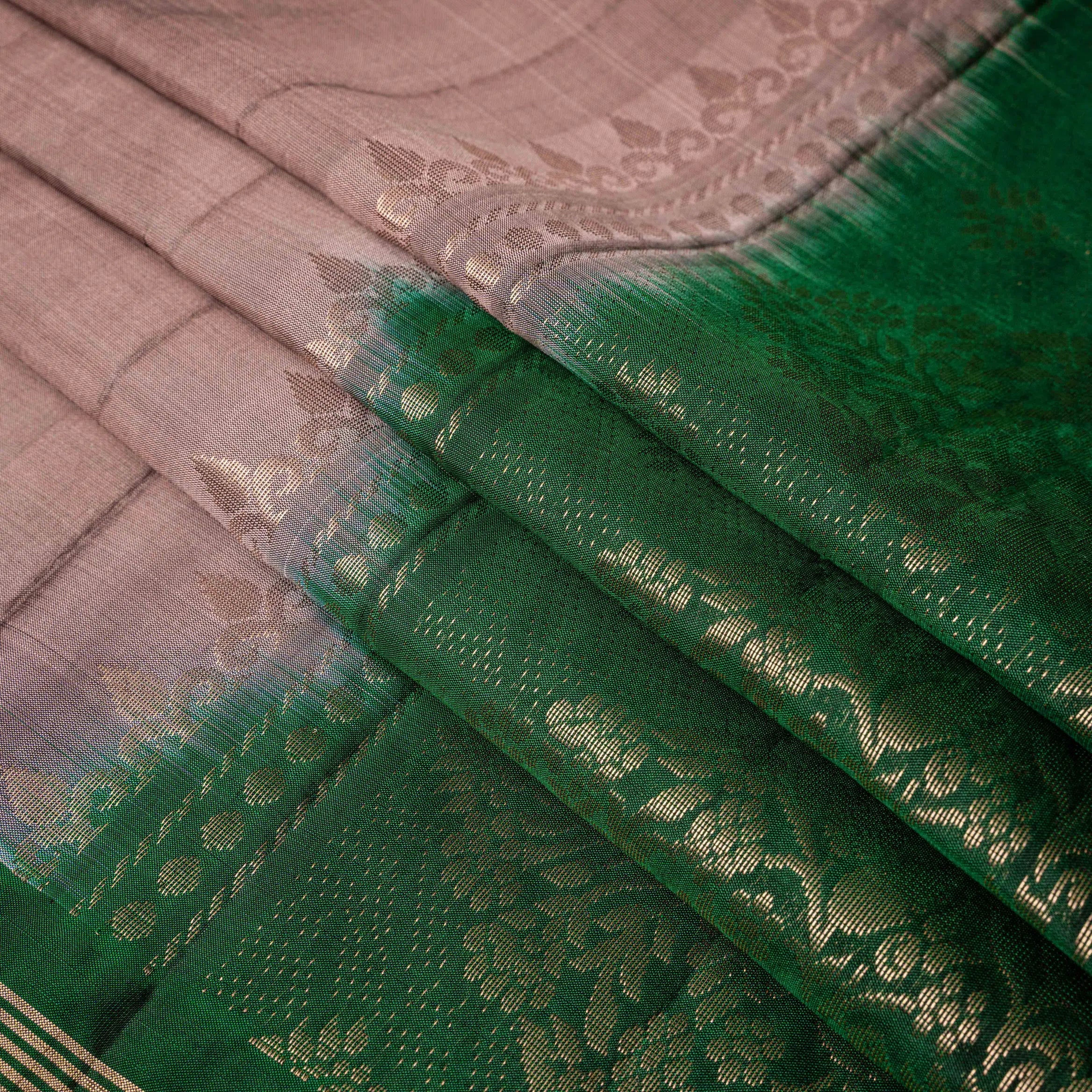 Kanjeevaram Handloom Soft Silk Saree in Cocoa & Forest Green