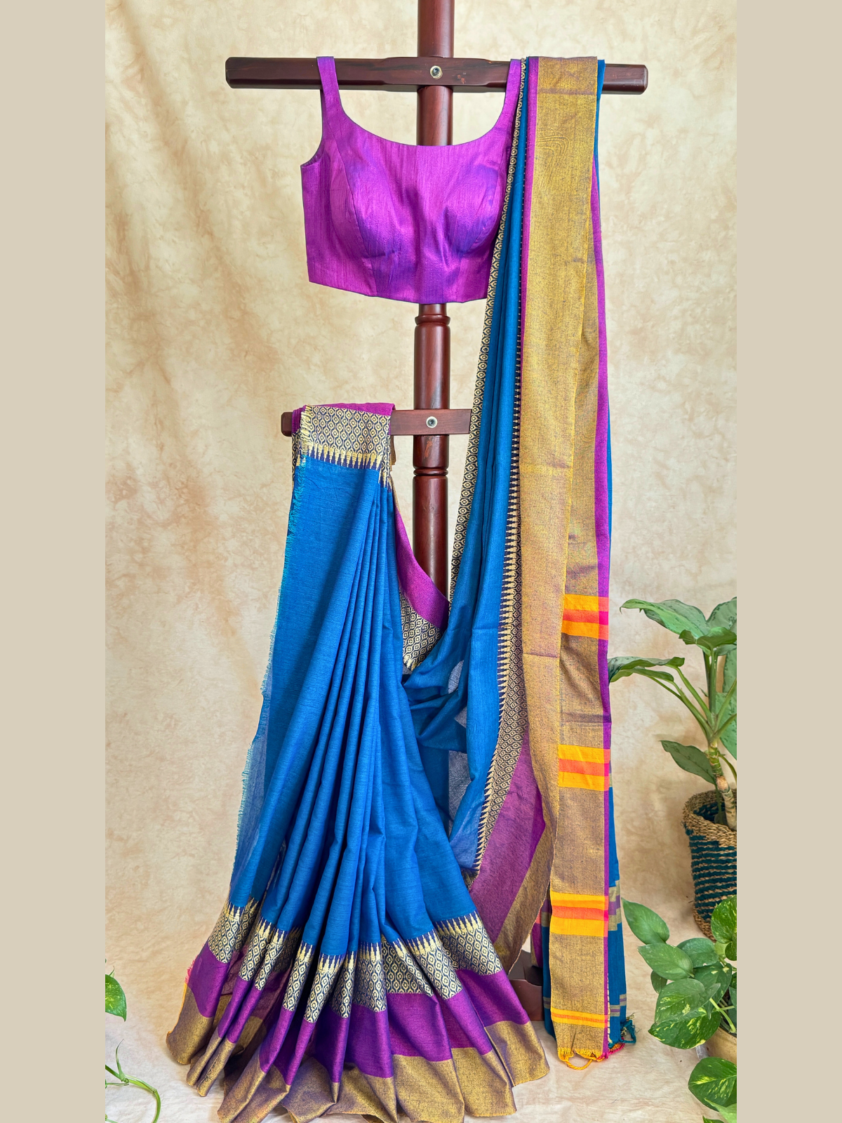 Khadi Cotton Saree With Magenta Sleeveless Blouse