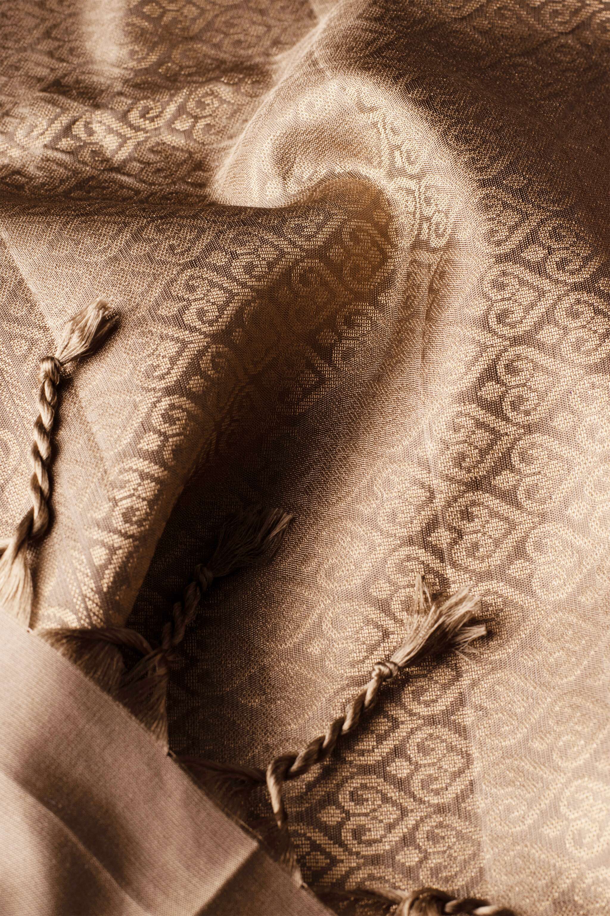 Handwoven Coral Pink and Gold Kanjeevaram Soft Silk (Double Warp)