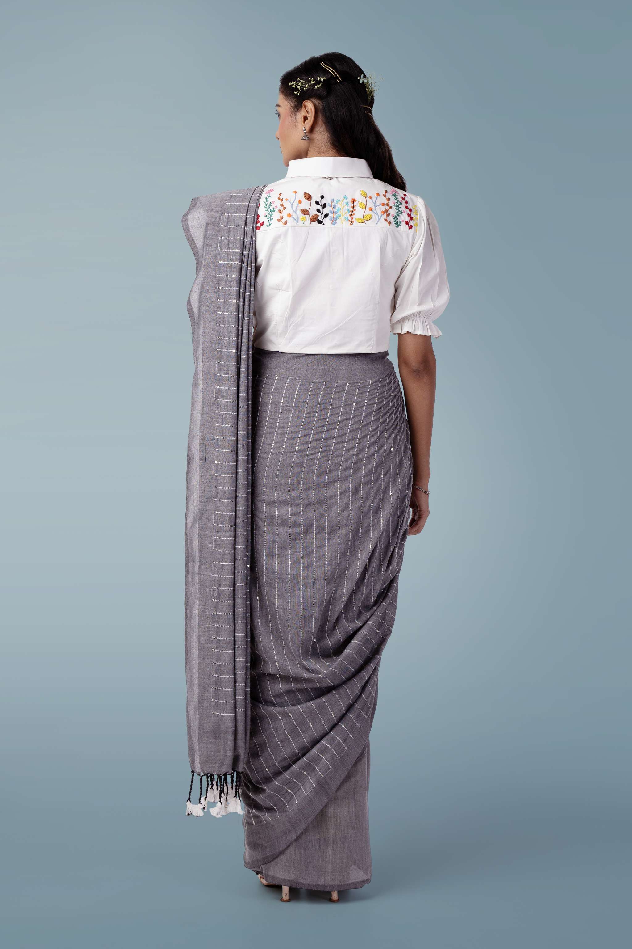 Smoke Grey Ultra-light Handspun Khadi Saree