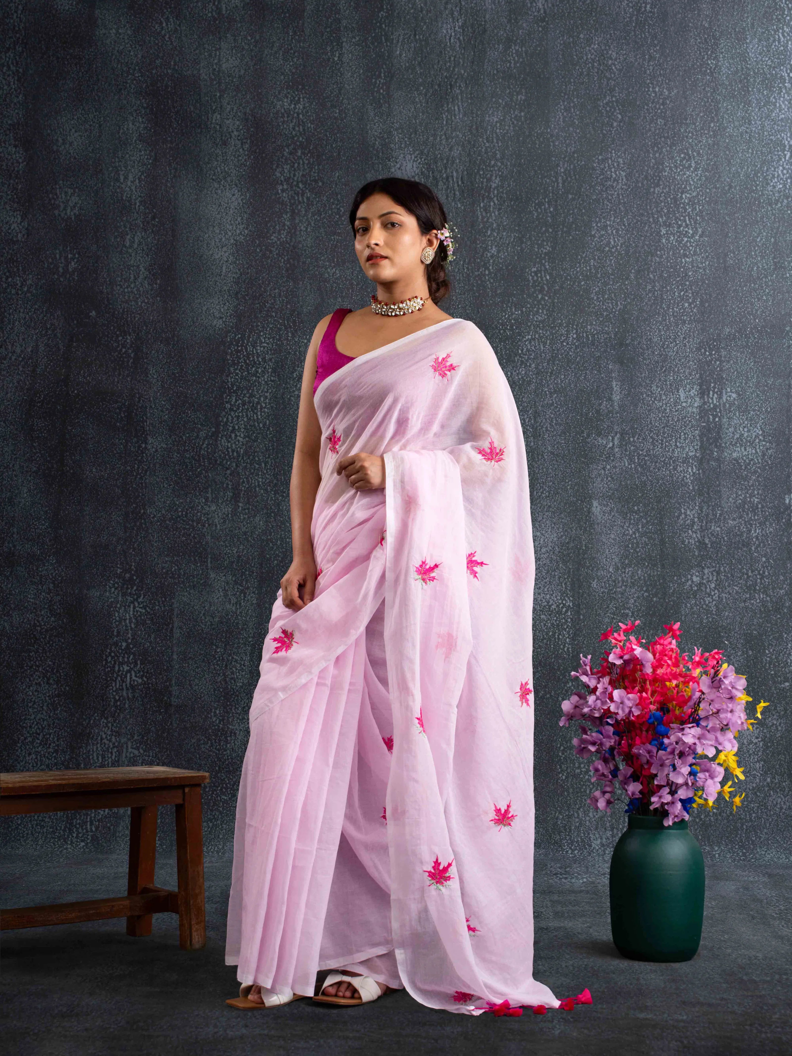 Featherlight Mul Cotton Saree with Thread Leaf Work in Baby Pink