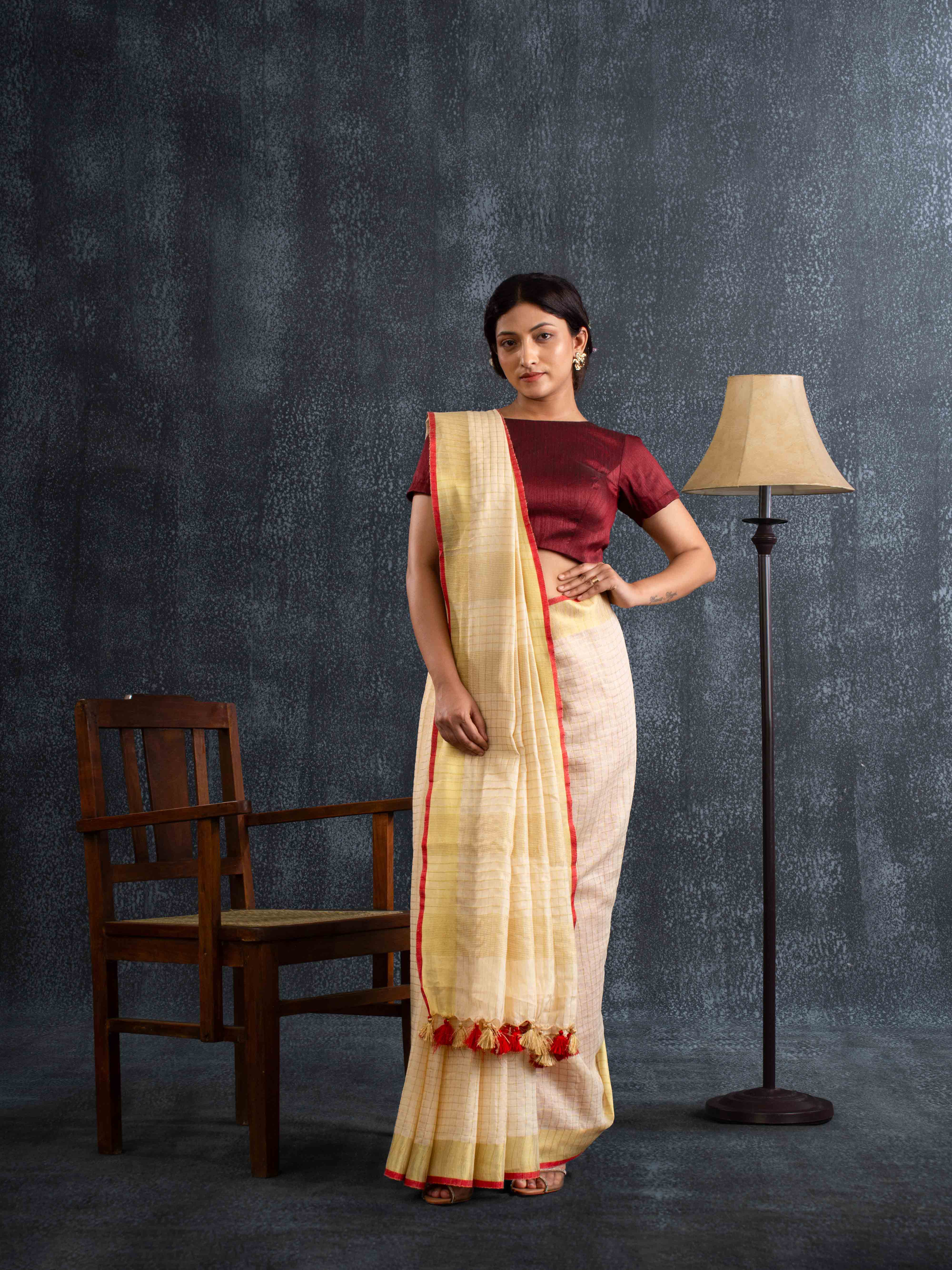 Cloud-like Self-Weave Textured Linen Saree in Cream with Gold Border