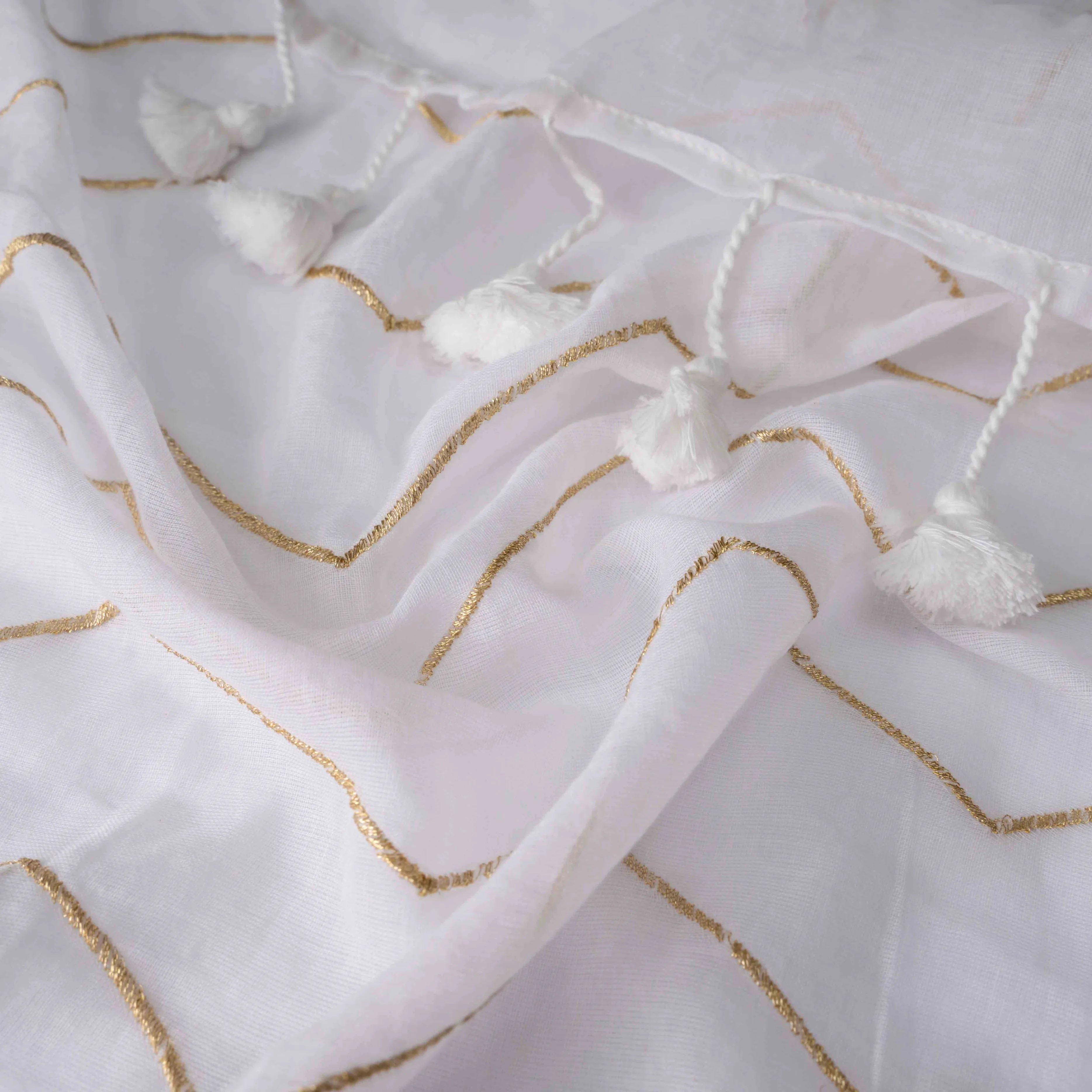 Featherlight Mul Cotton Saree in Ivory White with Wave Patterns