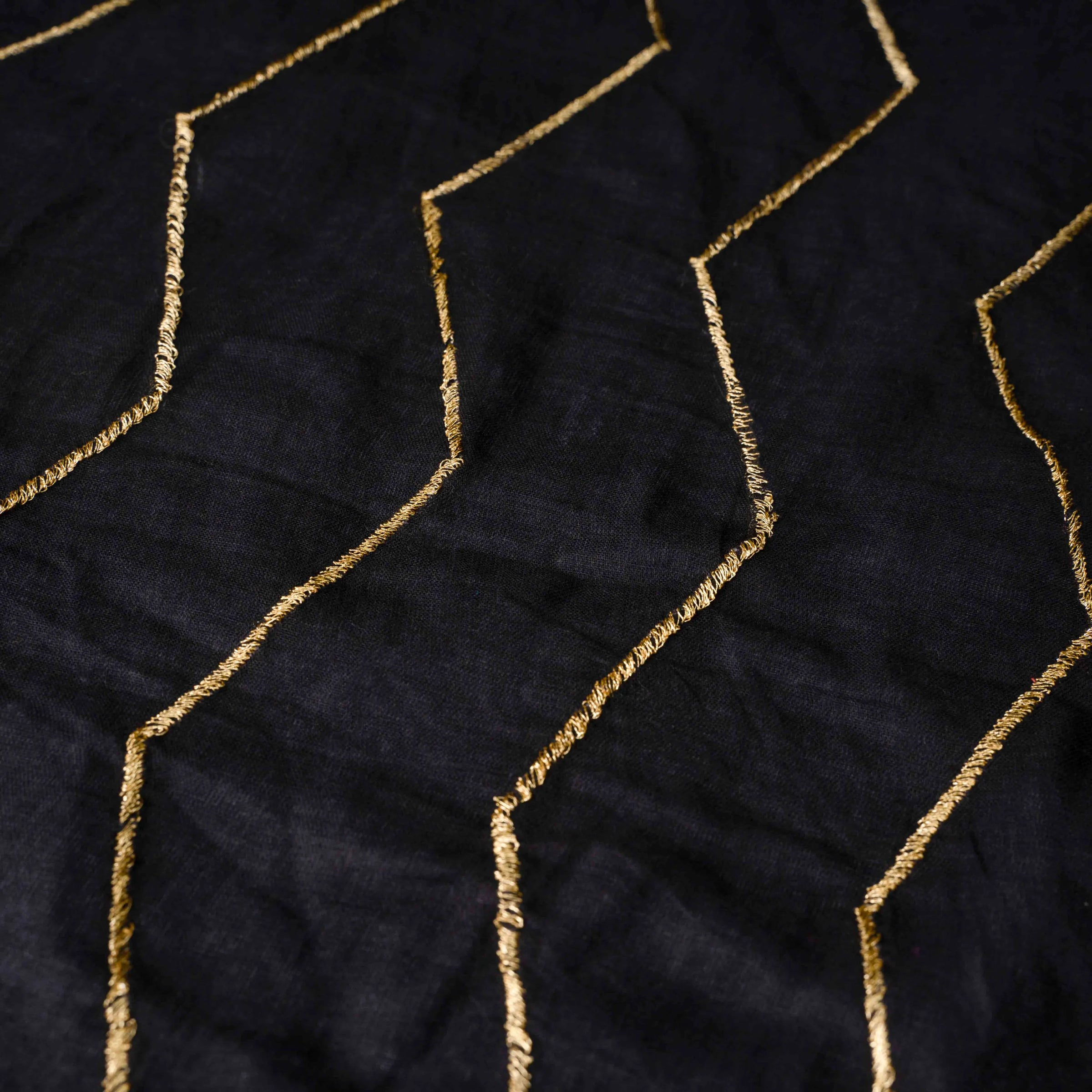 Featherlight Mul Cotton Saree in Black with Wave Patterns