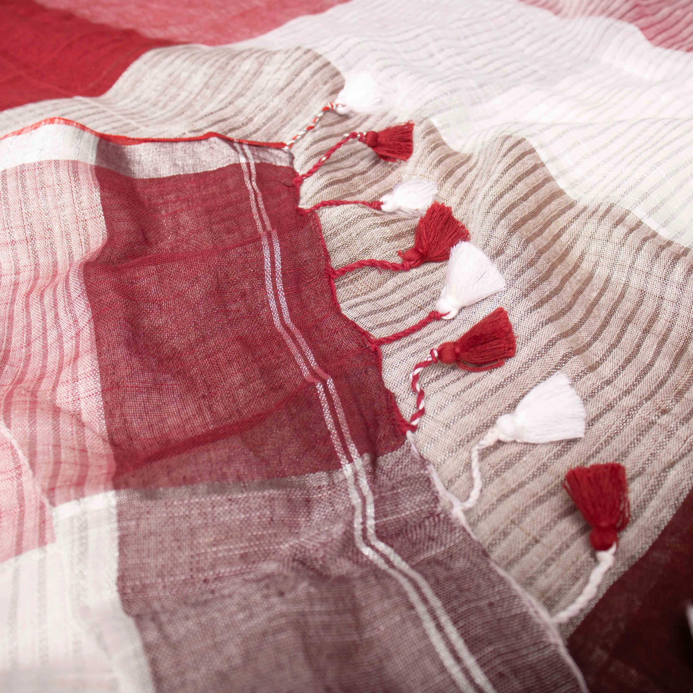 Cloud-like Pure Linen Saree in Maroon, Beige & Ivory