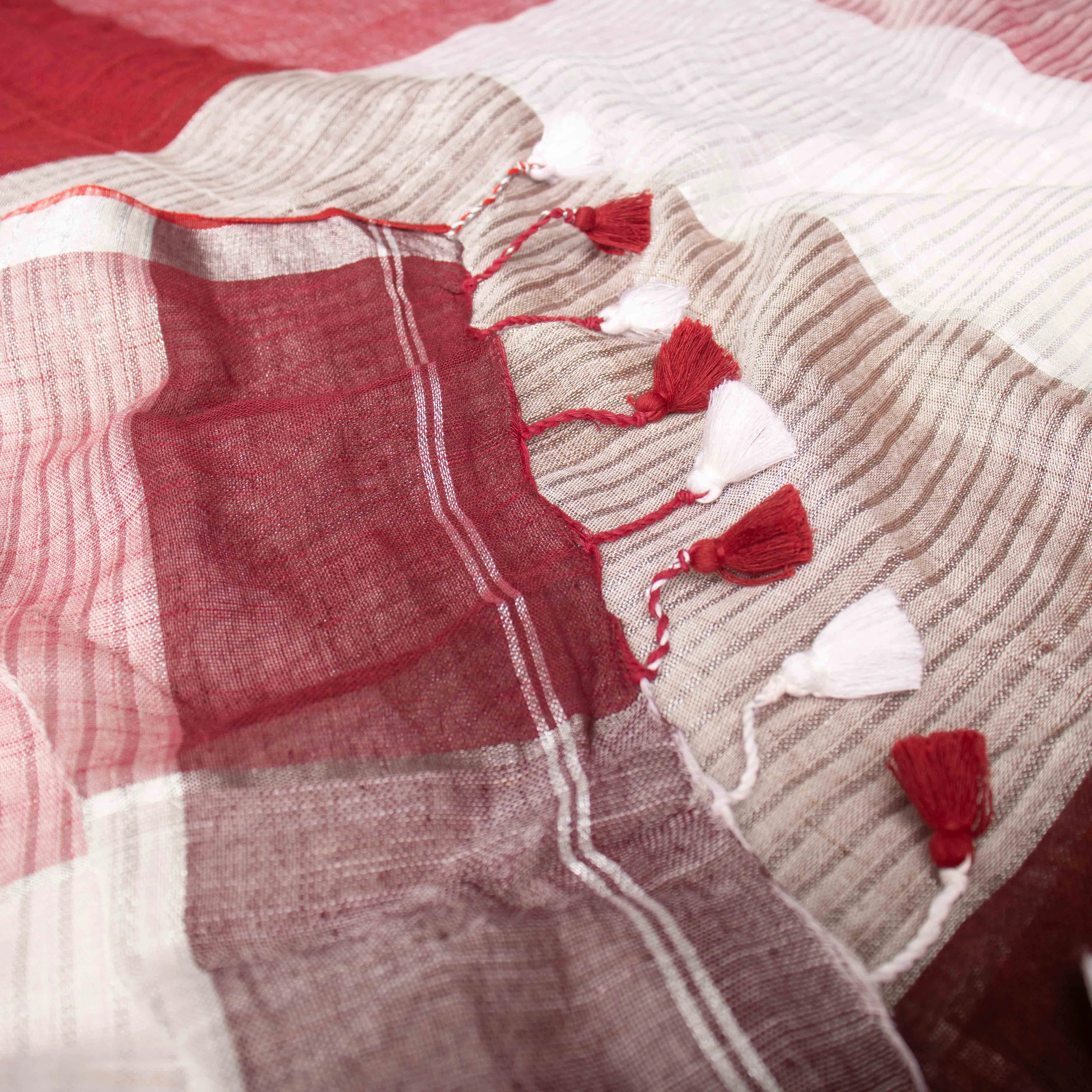 Cloud-like Pure Linen Saree in Maroon, Beige & Ivory