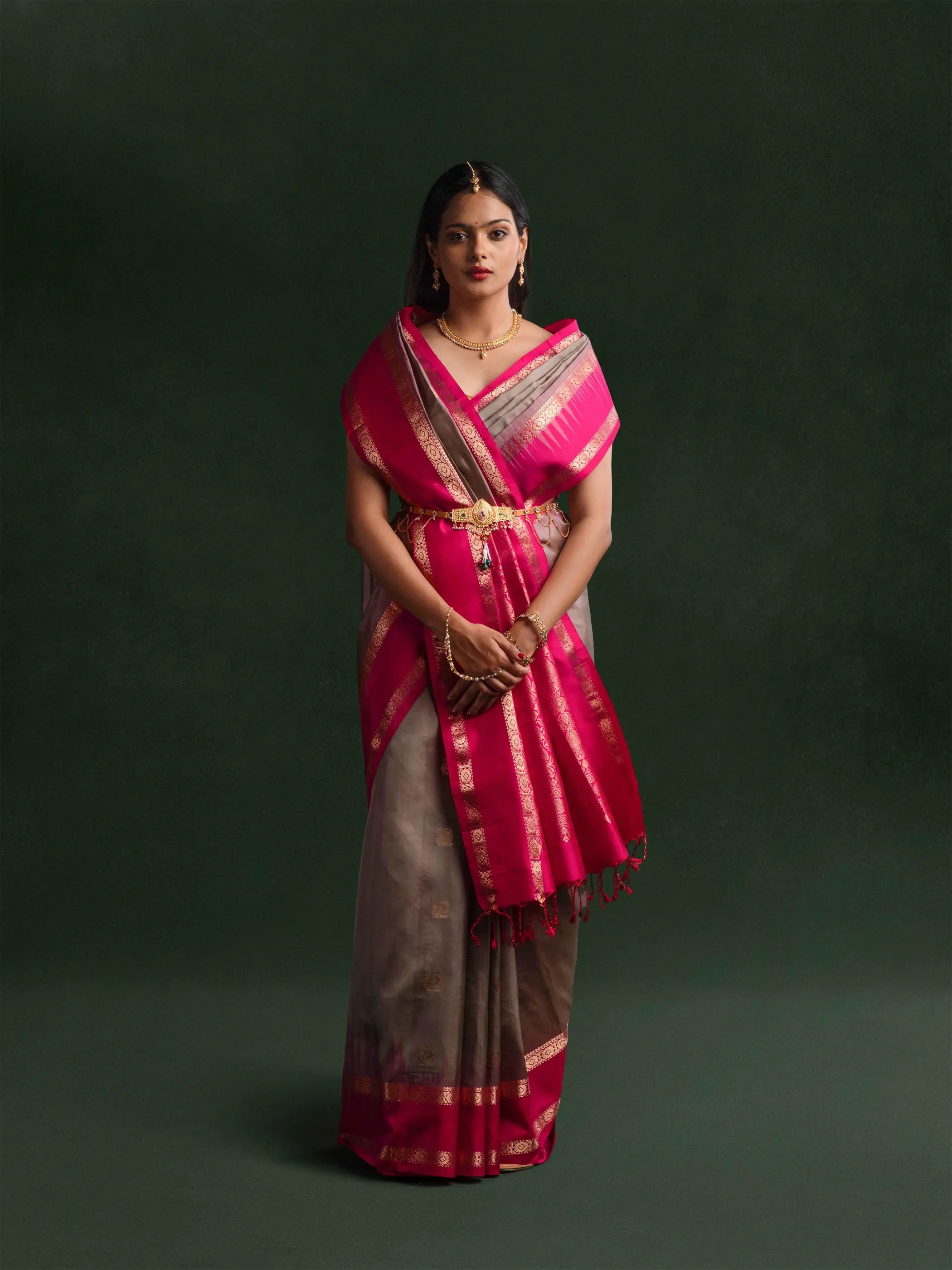 Kanjeevaram Handloom Soft Silk Saree in Gunmetal & Magenta