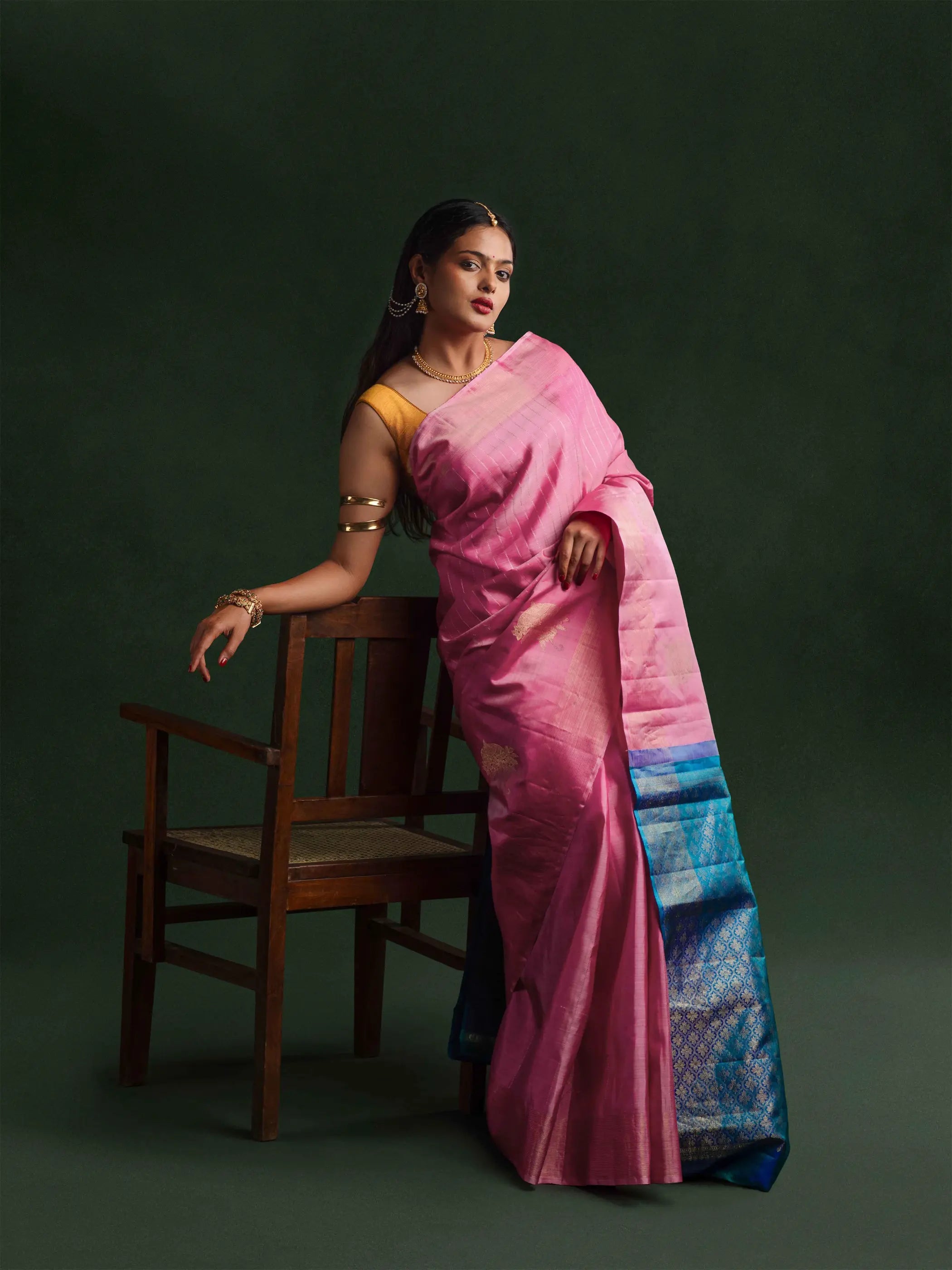 Kanjeevaram Handloom Raw Silk Saree in Fuchsia & Peacock Blue