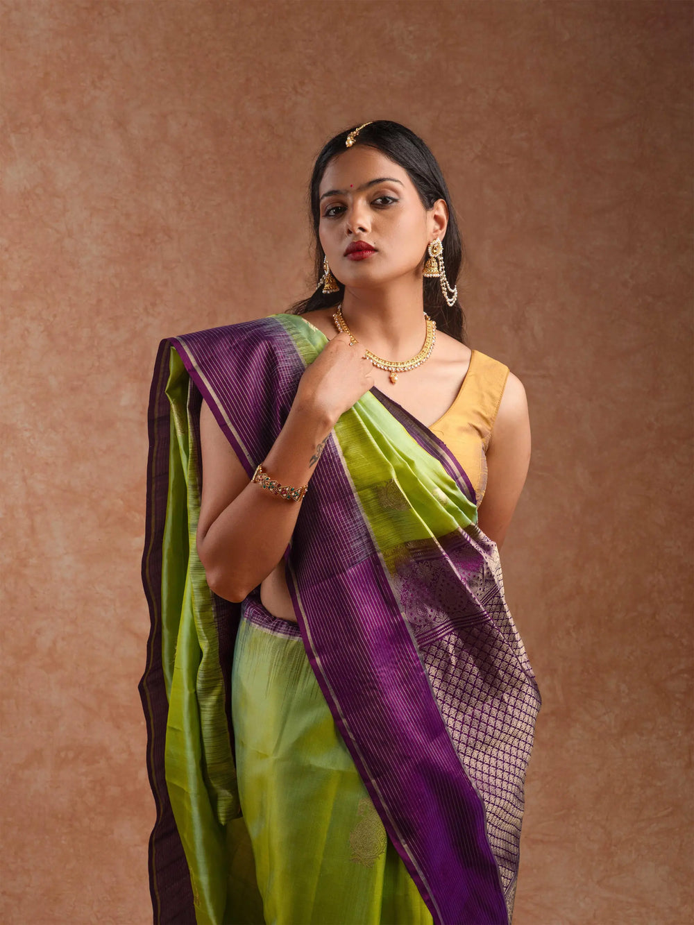 Kanjeevaram Handloom Soft Silk Saree in Lime & Mulberry