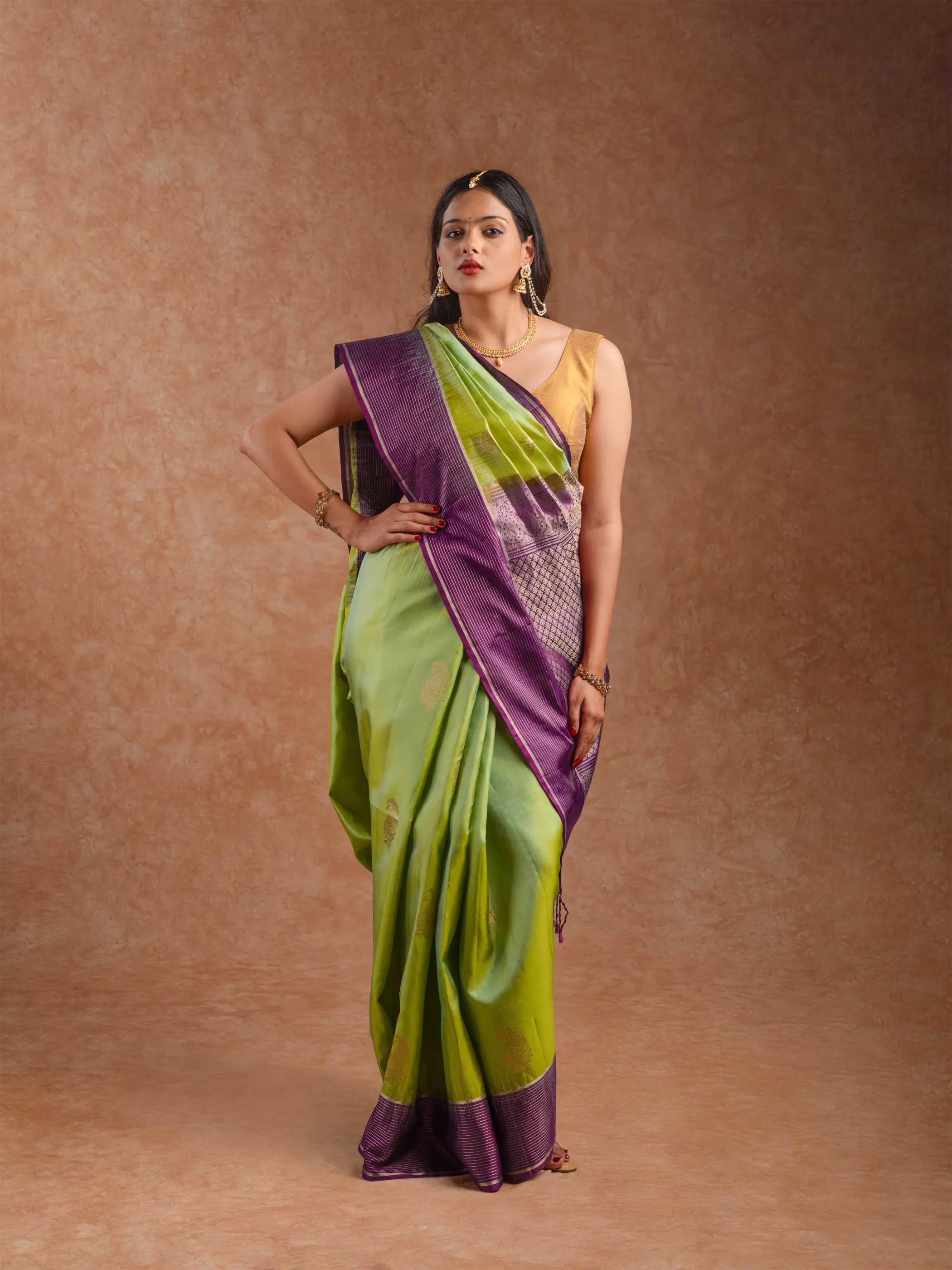 Kanjeevaram Handloom Soft Silk Saree in Lime & Mulberry