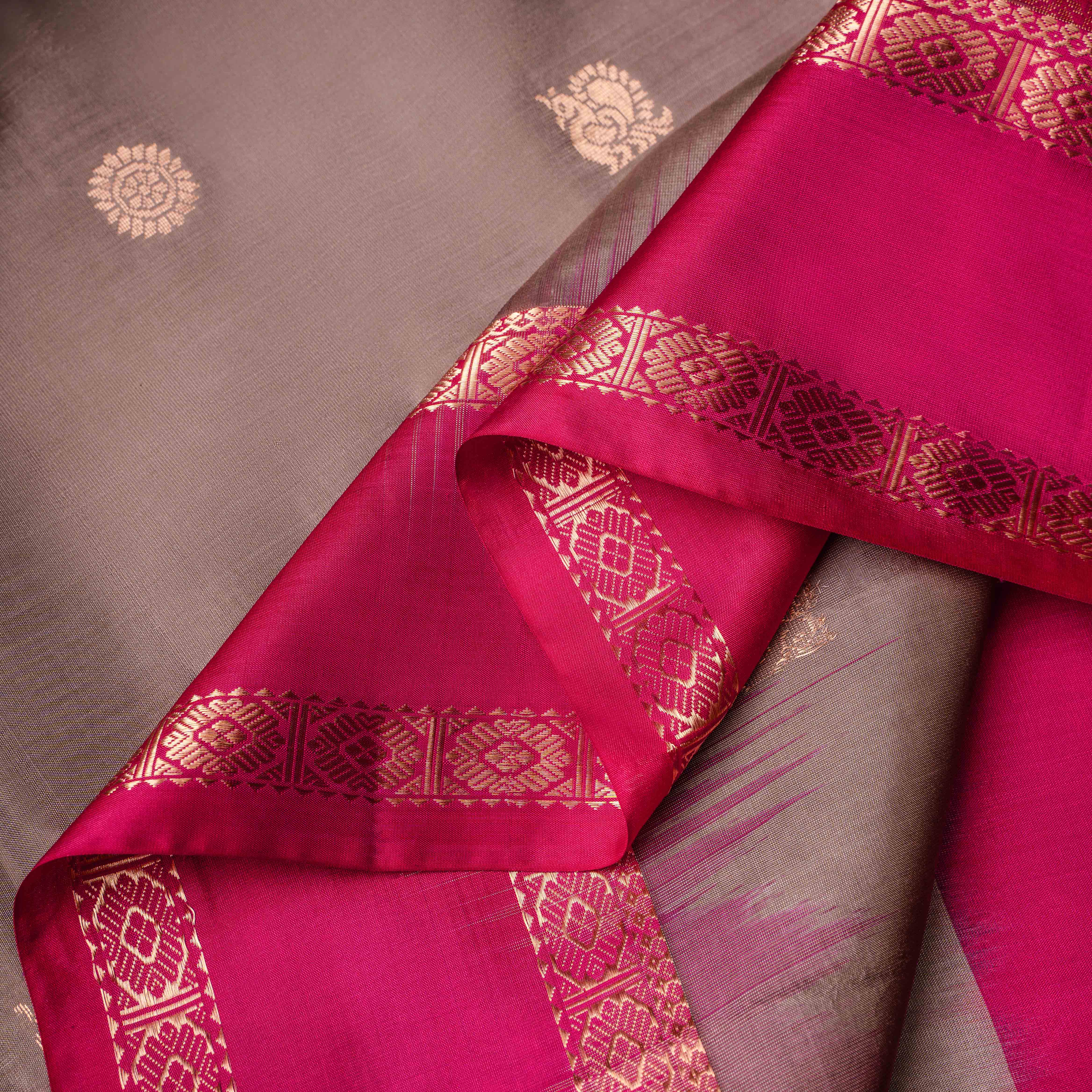 Kanjeevaram Soft Silk Saree in Gunmetal & Magenta