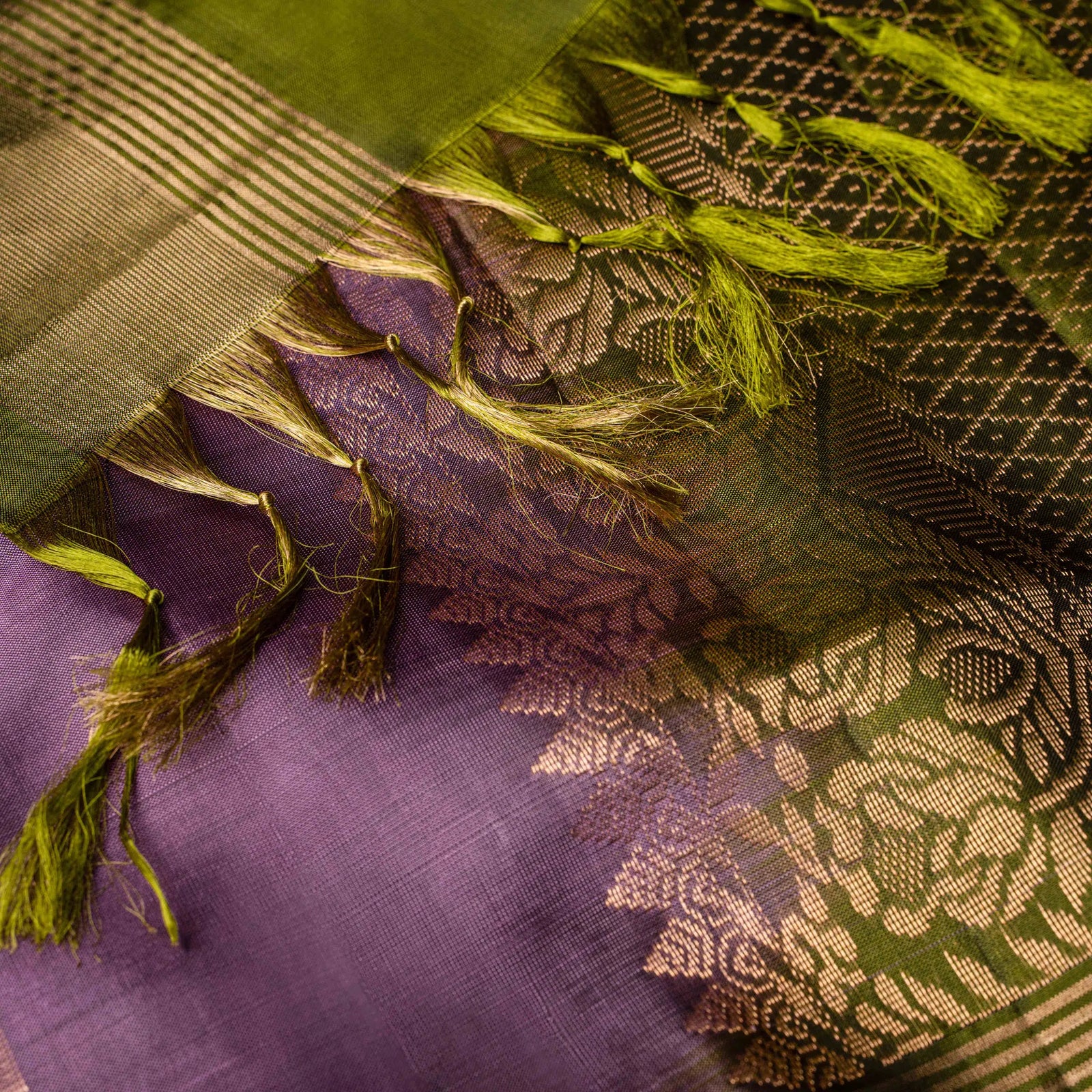 Kanjeevaram Handloom Soft Silk Saree in Mauve & Moss