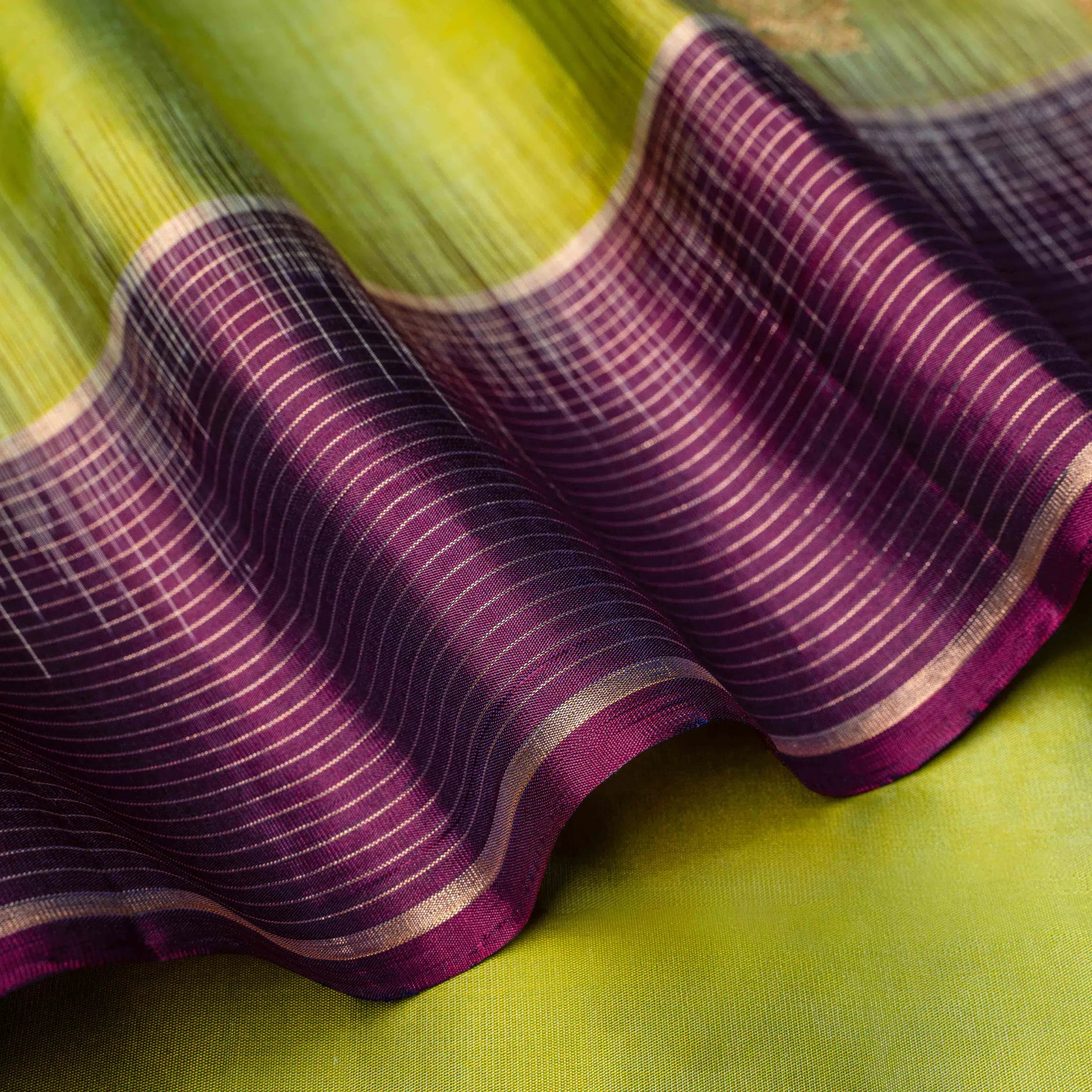 Kanjeevaram Handloom Soft Silk Saree in Lime & Mulberry