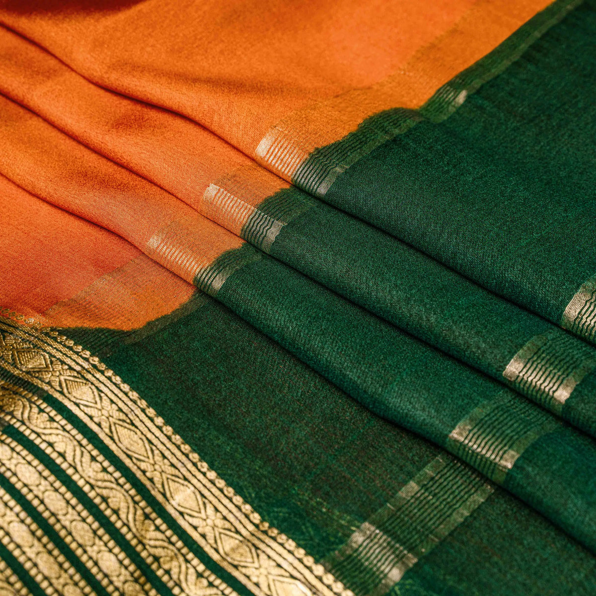 Mysore Crepe Silk Plain Saree in Burnt Orange & Forest Green