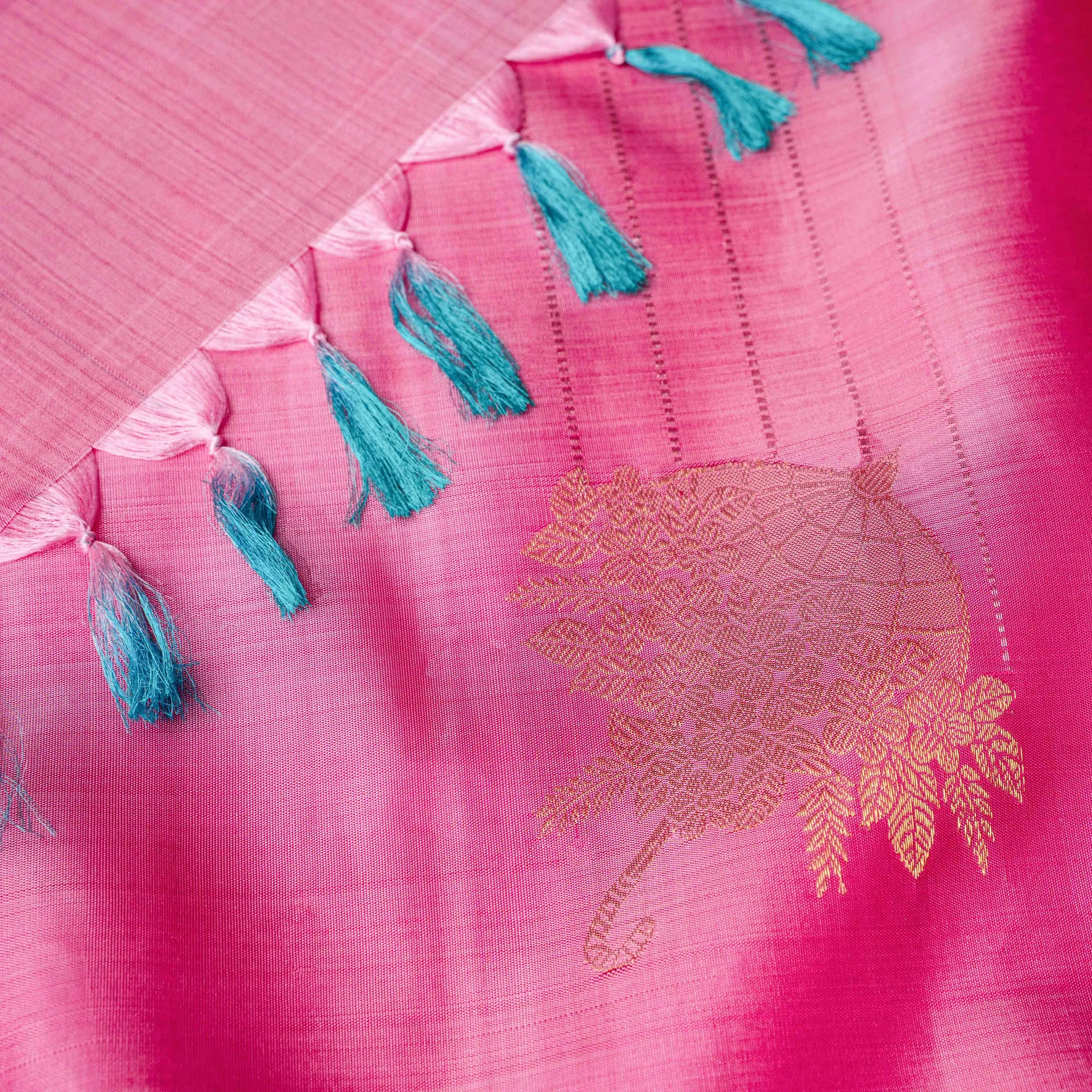 Kanjeevaram Handloom Raw Silk Saree in Fuchsia & Peacock Blue